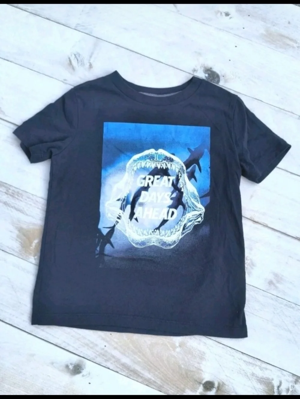 Old Navy Boys Toddler Great Days Ahead Shark Graphics SS Tshirt Size 5 Blue